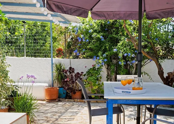 Summer Garden - Village Location Lägenhet