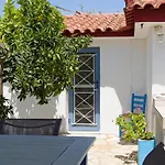Summer Garden - Village Location Apartman